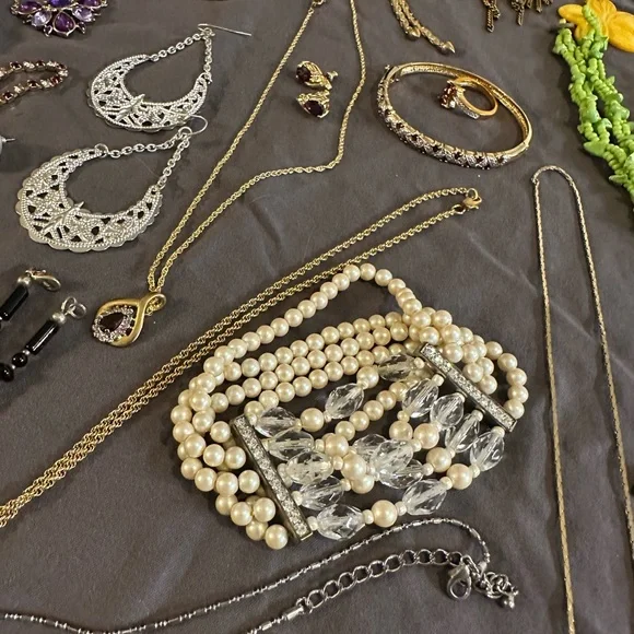 Jewelry mystery Box lot re-seller lot costume fashion semi-precious 11 pieces + - Picture 15 of 17